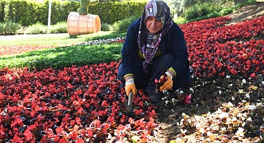 Osmangazi’nin her yeri çiçek kokuyor