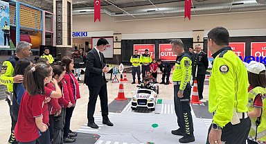 Pazaryeri Kaymakamı trafik bilincine dikkat çekti