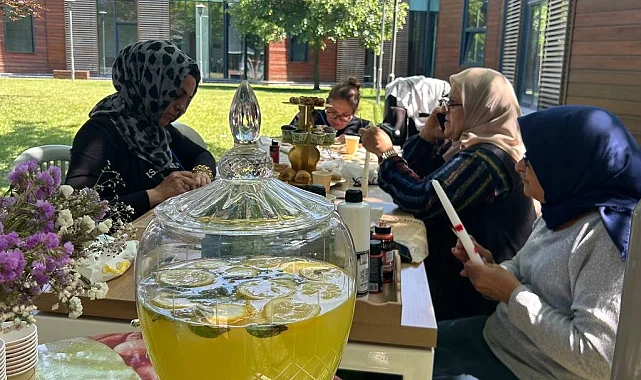 Sakarya'da Engelsiz Hobi Atölyelerinde annelere renkli mola