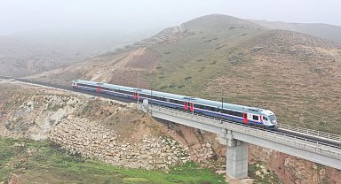 Siirt'e 34 kilometrelik yeni demiryolu... Bölgesel kalkınmaya demiryolu hamlesi