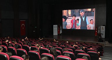 "Sırr Bir Kudüs Macerası" filmi Karatay'da öğrenciyle buluşuyor