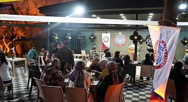Zeytin Cafe Meydan’da Canlı Müzikle Açılış Coşkusu