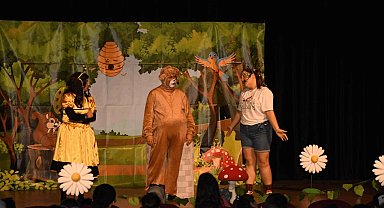 10'un Yerel Tiyatro Günleri'ne sanatseverlerden yoğun ilgi