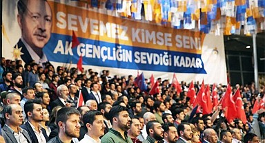 AK Parti'nin 'GENÇLİK' sınavı : sosyal devletin çöküşü oyları eritti 