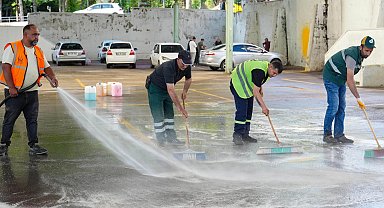 Ankara Keçiören kesim alanlarında temizliği sürüyor