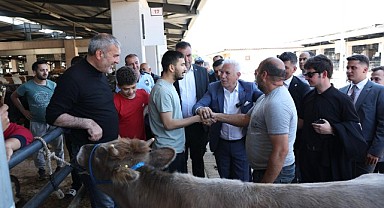 Başkan Bozbey’den Kurban Pazarı’na Ziyaret