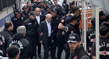 Beş Belediye Başkanı Görevden Alındı