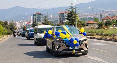 Bilecik'te sünnet töreninde TOGG'lu kortej
