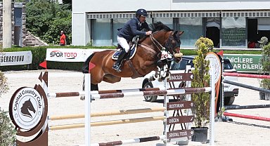 Binicilikte TBMM Kupası sahibini buldu