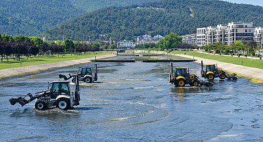 Bursa Büyükşehir'den Hüdavendigar'da dere temizliği