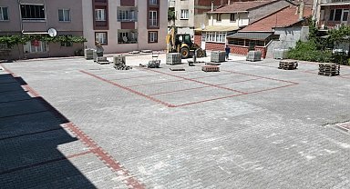 Bursa İnegöl'ün çıkmazları ücretsiz otoparka dönüşüyor