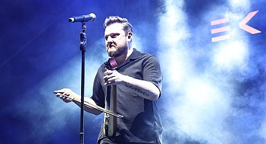 Bursa Nilüfer Karadeniz Festivali'nde Ekin Uzunlar rüzgarı