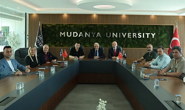 Bursa Nilüfer'de Başkan Özdemir özel eğitim kurumları temsilcileri ile buluştu