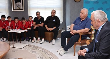 Bursa Nilüfer'in minik gururları Başkan Özdemir'le buluştu