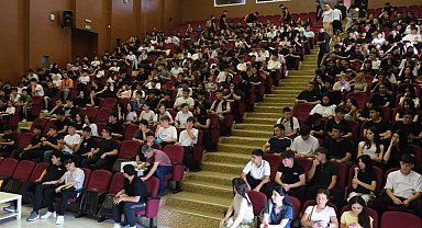 Bursa'da gençler 'Biyolojik Çeşitliliği Koruma' panelinde buluştu