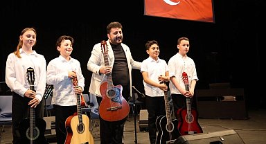 Çayırova'da babalara özel konser