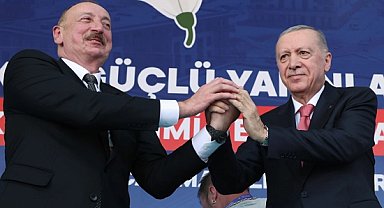 Cumhurbaşkanı Erdoğan: Deprem bölgesini yeniden ayağa kaldıracağız