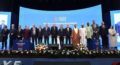 Cumhurbaşkanı Erdoğan: Müslümanlar olarak birlik beraberlik zorunluluktur