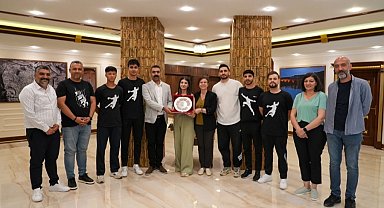 Diyarbakır Büyükşehir şampiyon sporcuları ağırladı