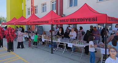 Düğün yapanlara masa-sandalye-çadır bedava