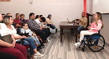 Engelli ralli pilotu Kübra'dan ilham veren hikâye