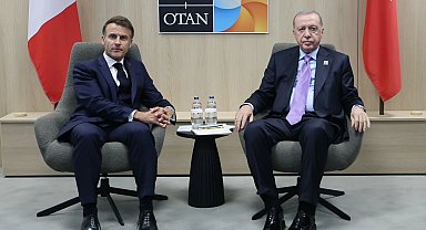 Erdoğan ve Macron Lahey'de görüştü