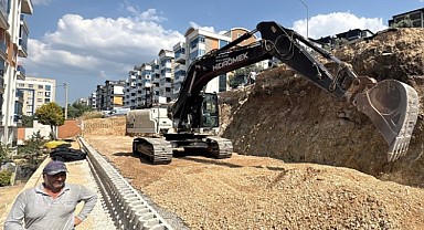 Gemlik’te Yol Açma Çalışmaları Hız Kesmeden Sürüyor