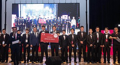 'Genç Sesler Medeniyet Ezgileri'nde ödüller sahiplerini buldu