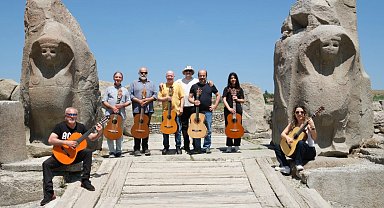 Gitarın İzinde, Hitit Topraklarında