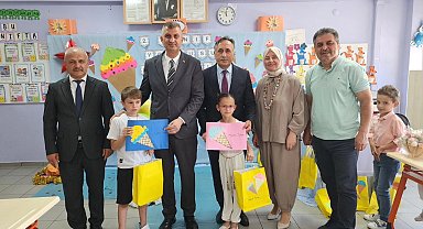 Gölcük'te öğrencilerin karne heyecanı