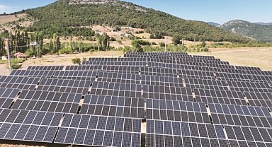 Gürsu'nun Güneş Tarlaları Aylık 500 Bin TL Gelir Sağlıyor
