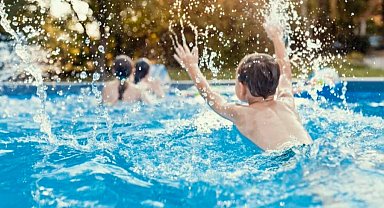 Havuz ve deniz sezonu açıldı... Boyun-bel kırığı tehlikesine dikkat!