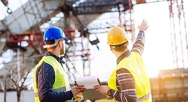 Hizmet sektöründe güven artarken, perakende ve inşaatta düşüş!