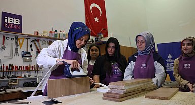 İBB'den kadınlara marangozluk eğitimi