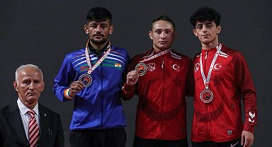 İzmir Büyükşehir Belediyesi güreşte altın çağını yaşıyor