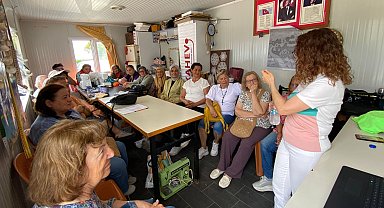 İzmir Çiğli'de kadın sağlığı buluşmaları sürüyor