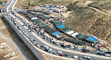 İzmir Karabağlar'da planlı ve denetimli kurban alanı