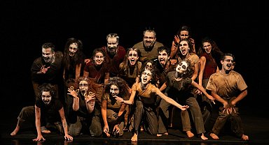 İzmir'de 'Şehirler Yollar Hikayeler' prömiyeri