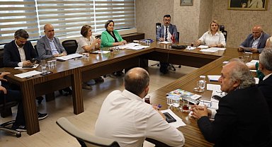 İzmit Belediyesinde başkan yardımcıları göreve başlıyor