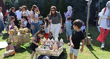İzmit'te Çınar Çocuk Evleri'nden yılsonu sergisine tam not