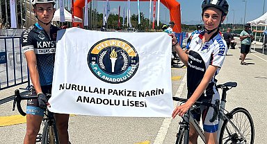 Kayseri'nin gururlandıran lise... Bisiklet ve voleybolda parladı