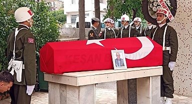 Keşan'da Kore Gazisi'nin mezarına vefasızlık tepkisi