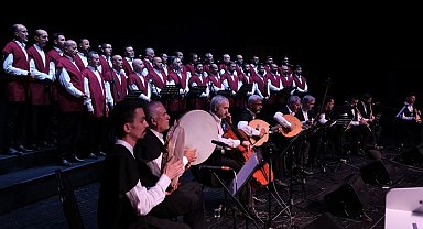 Kocaeli Dini Musiki Topluluğu'ndan yılsonu konseri