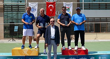 Konya Selçuklu'da tenis şöleni