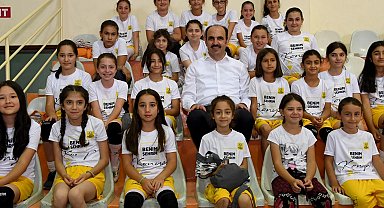 Konya'da Başkan Altay'dan yaz spor okulları için 28 ilçeye davet