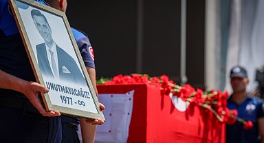 Manisa başkanını uğurladı