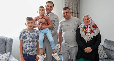 Manisa'da küçük Ali'ye Başkan'dan bayram sürprizi