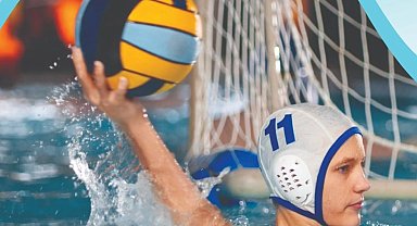 Mudanya Belediyesi çocukları sutopu ile buluşturuyor