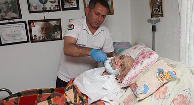 Muğla'da evde bakım hizmetiyle bayram sevinci kapıya geldi