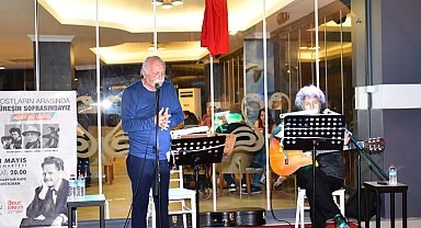 Nazım Hikmet'in dizeleri Çiğli'de yankılandı